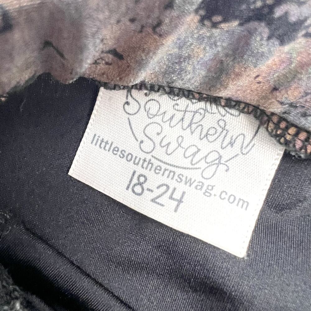 Little Southern Swag Handmade Metallic Ruffle Set - Picture 7 of 9